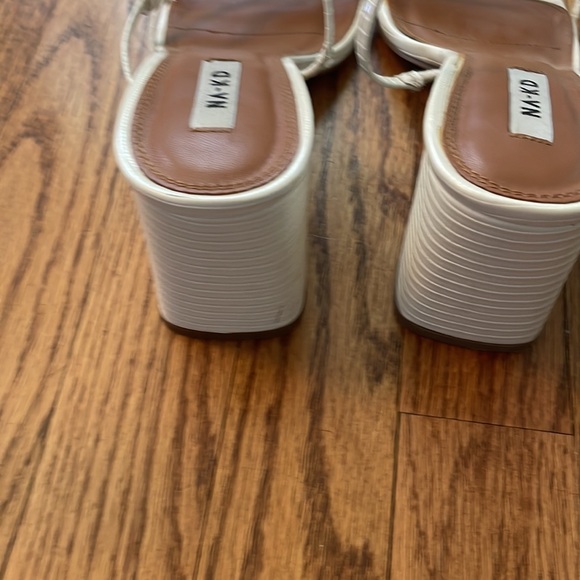 NA-KD Strappy Snake Block Heel_in box - Picture 9 of 12